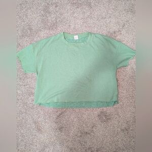 Cropped, teal/green soft T-shirt